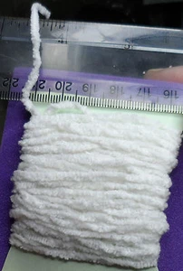 Cremefarbenes Chenille 100 % Baumwolle mittlere Breite - ca. 5 Yards/15 Fuß - Bild 1 von 1