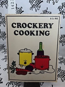 Crockery Cooking by Alexis Durrell ~ soft cover. 1975 By Gene Leis Studio - Foto 1 di 9