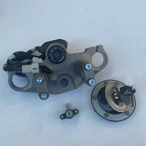 Yamaha XJ6 XJ600 RJ19 Diversion 2009 Lock set ignition tank seat key triple tree - Picture 1 of 10