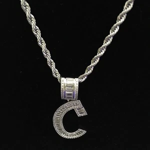Silberfarbene CZ Iced Baguette Anfangsbuchstabe "C" Anhänger Halskette 23" - Bild 1 von 8