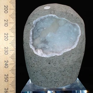 Chalcedony Quartz geode w/ Stilbite Zeolite clusters cut base cave 0.22kg - Bild 1 von 8