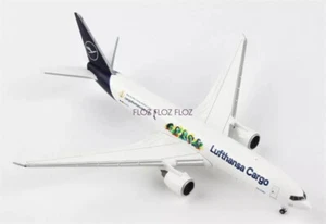 1:500 for Herpa for Lufthansa Cargo for Boeing 777-200F D-ALFI Cargo Human Care - Picture 1 of 6