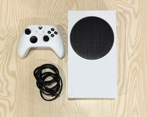 Microsoft Xbox Series S 512GB Video Game Console - White-with controller - Picture 1 of 2