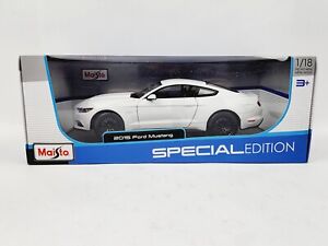 MAISTO 2015 FORD MUSTANG GT 1/18 SCALE NEW VERY NICE!!!