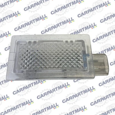 Lámpara de luz de cortesía de carga trasera Ford Explorer Police Interceptor 2016-2019 OEM Foto 1 de 4