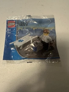 Lego 7267 City Ambulance Paramedic Doctor Promotional polybag Sealed New - Picture 1 of 2