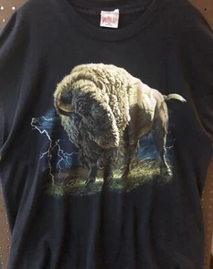 T-shirt uomo vintage anni 90 Wild Wear Buffalo grande rara colpo di illuminazione bisonte - Foto 1 di 13