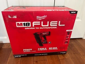 Milwaukee 2744-21 M18 FUEL 18V 21 Degree Framing Nailer 5.0 Ah Kit - Picture 1 of 4