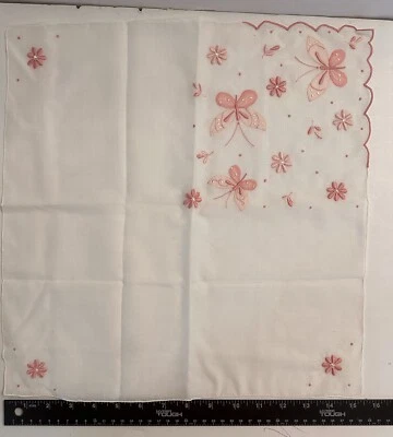 马德拉高架刺绣蝴蝶手帕手帕带盒复古 — 第 1/4 张图片