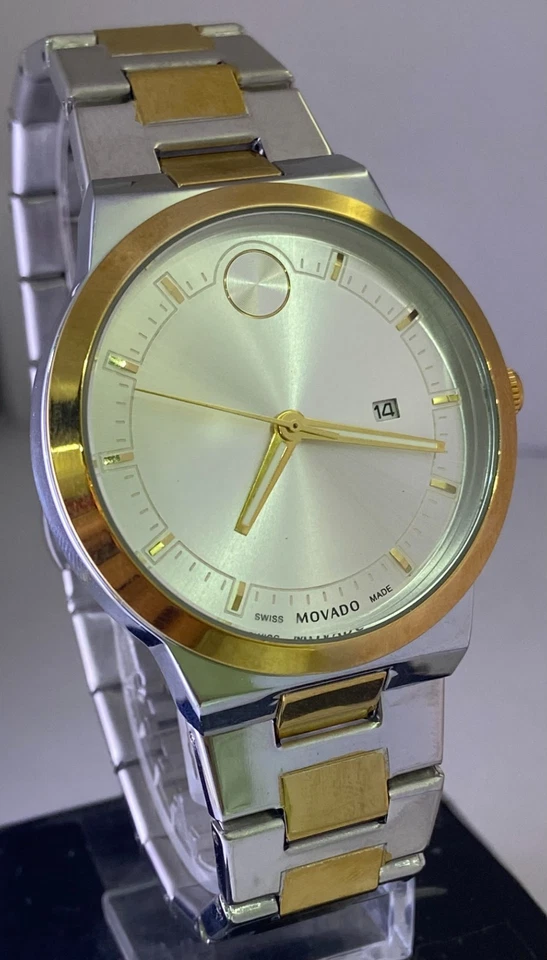 Reloj Pulsera Cuarzo Reacondicionado de Lujo Dos Tonos Movado Negrita Verso Fecha 3 en Punto Foto 1 de 4