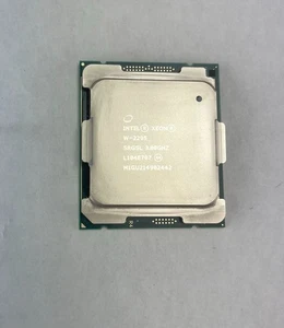 Intel Xeon W-2295 3,0 GHz 24,75 Mo 18 cœurs LGA2066 165 W SRGSL - Photo 1/1
