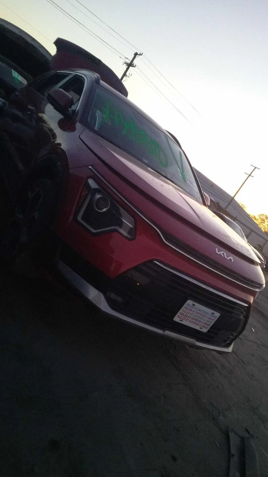 2023 KIA NIRO Roof Panel Glass Red OEM 81610J9000 Used 38K Mileage - Изображение 1 из 4