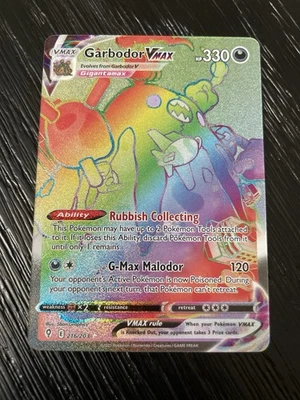 Secret Rare Garbodor VMAX (Secret)  Evolving Skies 216/203 - Image 1 of 2