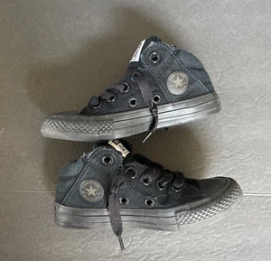 CONVERSE Black Laceless Pull-On Shoes Junior Size 10.5 - Picture 1 of 9