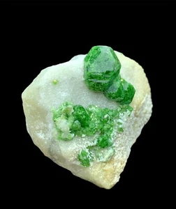 Worlds rare Uvite tourmaline on matrix from Shigar Pakistan - Picture 1 of 4