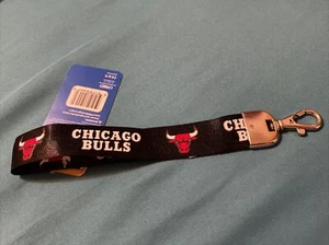 Chicago Bulls Black Wristlet Keystrap Small Lanyard NBA - Picture 1 of 1