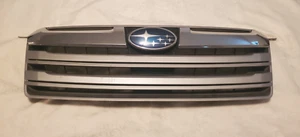 2013 Subaru Outback Grille Front Bumper Emblem Cover Trim Mount - Original Part - Picture 1 of 7