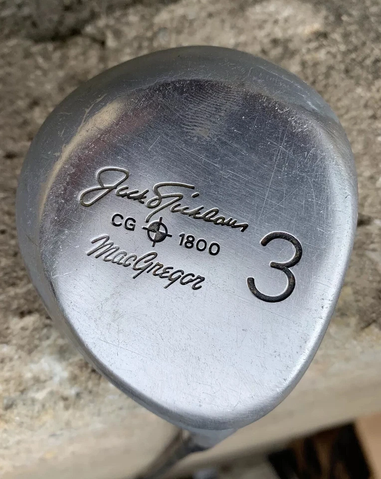 MacGregor Jack Nicklaus CG 1800 Steel Head 3 Wood Regular Flex Graphite Shaft - Image 1 of 4