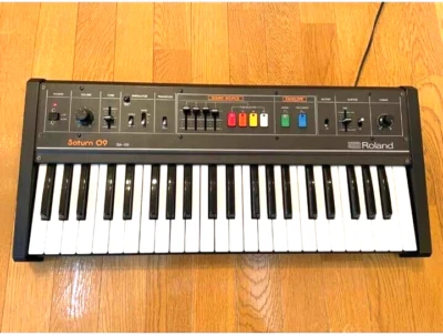 Roland SA-09 Saturn 09 Synthesizer Keyboard Vintage Music Instruments - Image 1 of 4