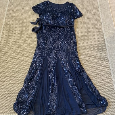 R&M Richards Dress Size 14W Sequin Dress Evening Gown Formal  Beaded Navy - Image 1 of 4