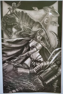 Mars Attacks Red Sonja #2 Strati B&W 1:11 FOC VIRGIN Variant 2020 - Picture 1 of 1
