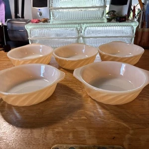 Vintage Peach Lustre Anchor Hocking FIRE KING Swirl Casserole Bowls Lot of 5. - Picture 1 of 13
