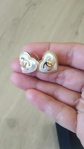 chanel earrings cc pearl heart - Picture 1 of 5