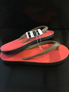 Flip Flops - Picture 1 of 2