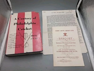 Ein seltenes signiertes Exemplar eines Jahrhunderts Philadelphia Cricket Buch 1951 mit Papier - Bild 1 von 12
