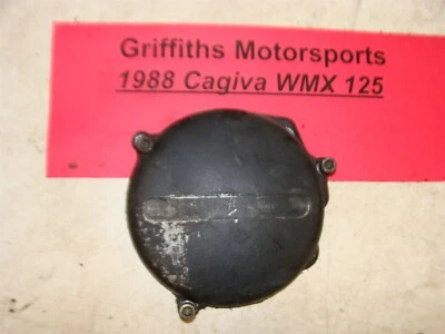 Cagiva WMX 125 1988 fabricante original Ahrma WRK cubierta de encendido caja motor derecha 37120 Foto 1 de 4
