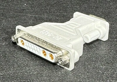 UltraSpec 1396-R2 13W3 Female to VGA Male Video Adapter, New, FOR SUN 530-2357 - Image 1 of 4