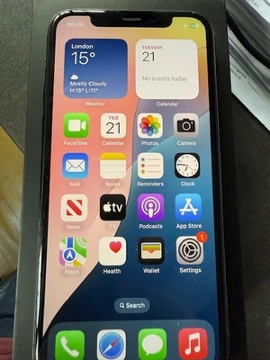 Apple iPhone 11 Pro 256GB Space Black. VGC and Unlocked. Battery Health 71% - Image 1 of 4