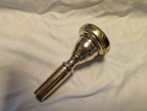 GIARDINELLI New York Symphony T 88H Trombone Mouthpiece Gold Remington Shank - Picture 1 of 24
