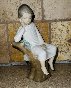 Figura brillante vintage Lladro "Little Boy Thinking" con libro #4876, ¡sin caja! - Imagen 1 de 13