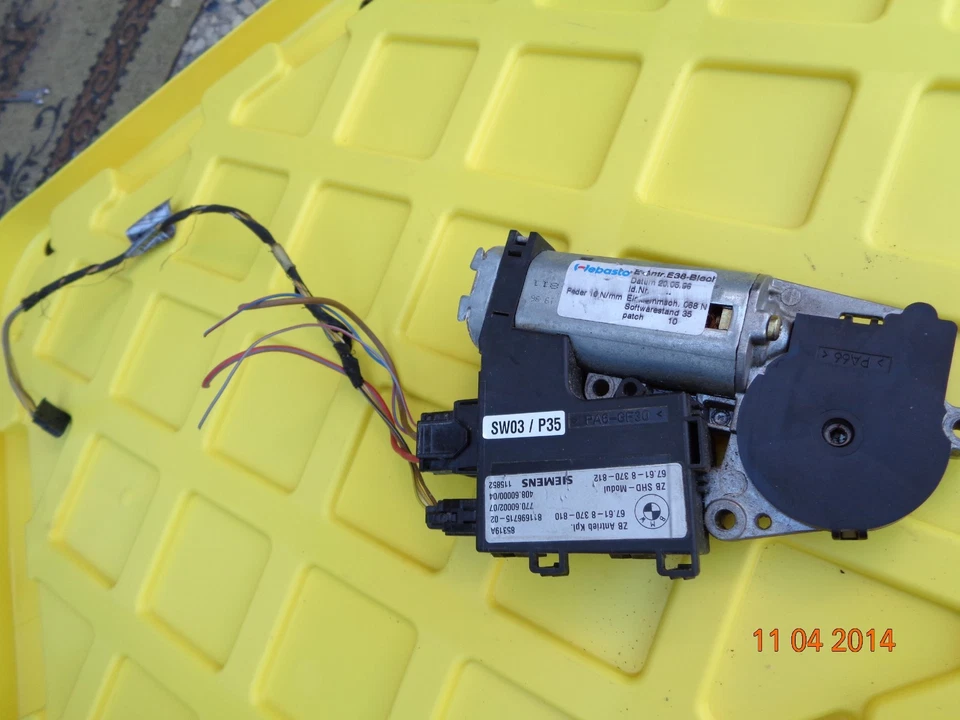 1995-1997 BMW E38 740iL 740i 750iL 730d E39 528i  540i 730d moon sun roof motor - Image 1 of 1
