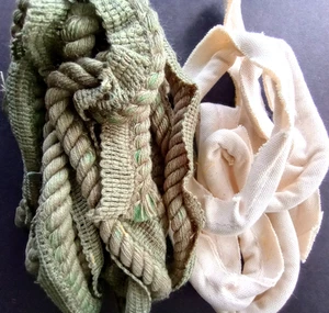 Craft Supplies Vintage Welting Lot 2 Differ2nt Sizes Green Cream Sewing Pillows - Picture 1 of 3