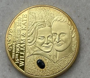 2010 William & Kate Royal Engagement Token - Embedded Stone - Picture 1 of 2