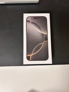 Apple iPhone 16 Pro - 128 GB - Wüstensand (Ohne Simlock) - Bild 1 von 1