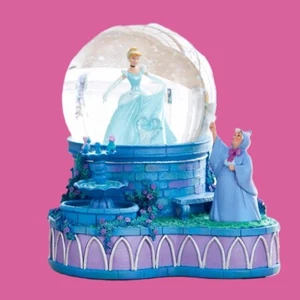 Disney Cinderella - Schneekugel mit Musik - Snowglobe NEU - Bild 1 von 4