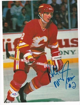 Al MacInnis Autographed 8x11 Magazine Photo Calgary Flames Red PSA/DNA - Image 1 of 3