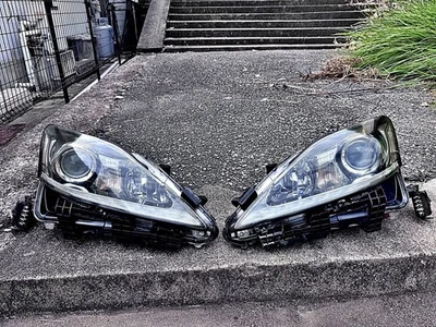 Par de faros de xenón Hid para Lexus IS250 IS350 IS-F GSE20 GSE21 OEM chatarra Foto 1 de 4