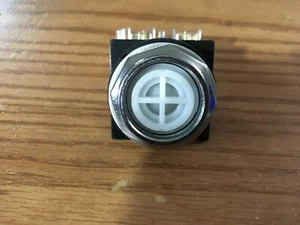 1NC STOP,CR104P HD Standard Non-Illuminated Pushbutton - Picture 1 of 2