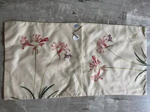 Linen Blend Woven Floral Zip Pillow Covers Set 2 Square ๐ธ17โx17โ NWOT ๐ธ - Picture 1 of 5