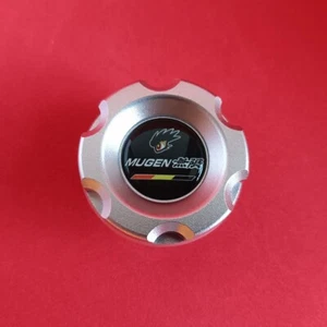 CHROMOWANA KOREK WLEWU OLEJU SILNIKOWEGO MUGEN RACING do CIVIC EP3 FN2 FK2 FK8 ACCORD S2000 - Zdjęcie 1 z 4