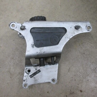 Chevrolet Corvette 84 1984 original GM 350 depósito de dirección asistida 7 soportes Foto 1 de 3