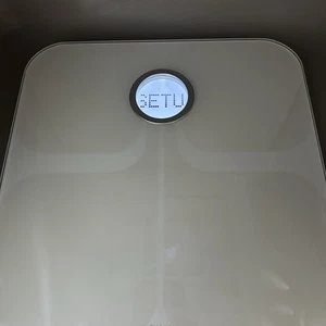 Fitbit Aria Wi-Fi Smart App Fitness Scale BMI/ Body Fat FB201W White Tested - Picture 1 of 5