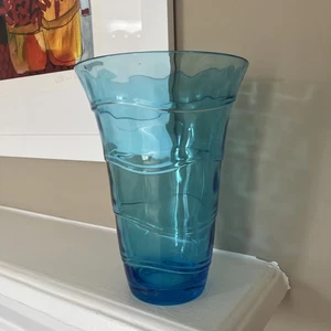 Vintage Turquoise Blue Flared Glass Vase 26cm Ribbed Optic Design Thick Base VGC - Picture 1 of 7