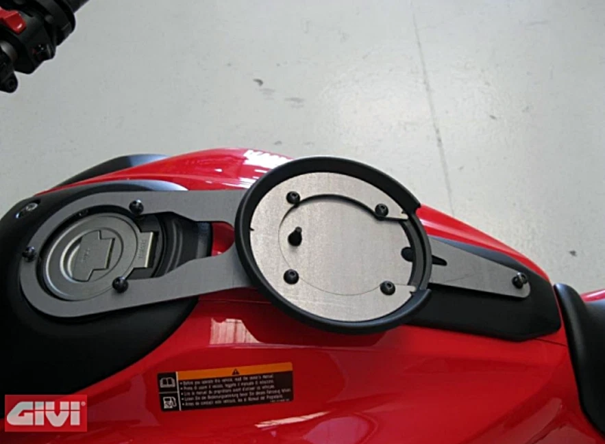 Givi Tanklock Befestigungsring BF21 für Tankrucksack Yamaha MT-07 2014-17 - Bild 1 von 1