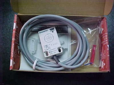 CARLO GAVAZZI EC5525PPAP CAPACITIVE PROXIMITY SWITCH, NEW - Image 1 of 4