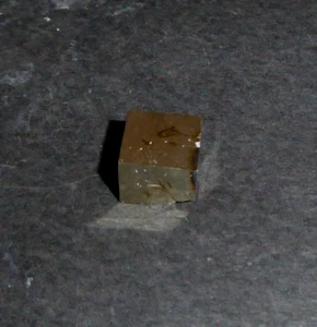 Pirita Cubo - Pyrite Cube - Navajun, La Rioja, España - Spain CX6 7 - Imagen 1 de 4